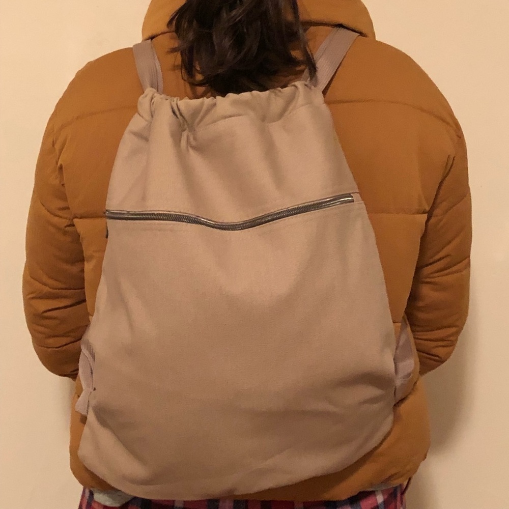 Drawstring backpack - Picture 2 of 2